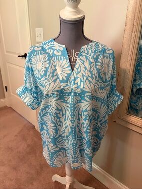Women's Blue Floral Split-Neck Blouse